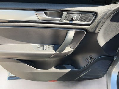 2017 Volkswagen Touareg Wolfsburg Edition