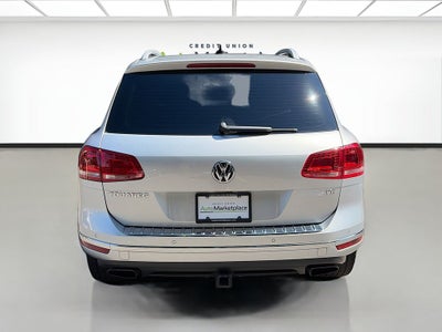 2017 Volkswagen Touareg Wolfsburg Edition