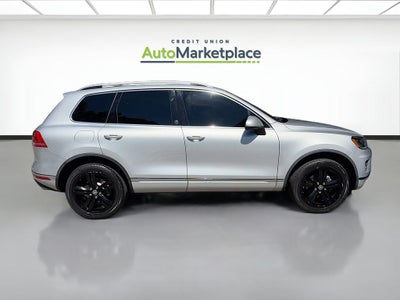2017 Volkswagen Touareg Wolfsburg Edition